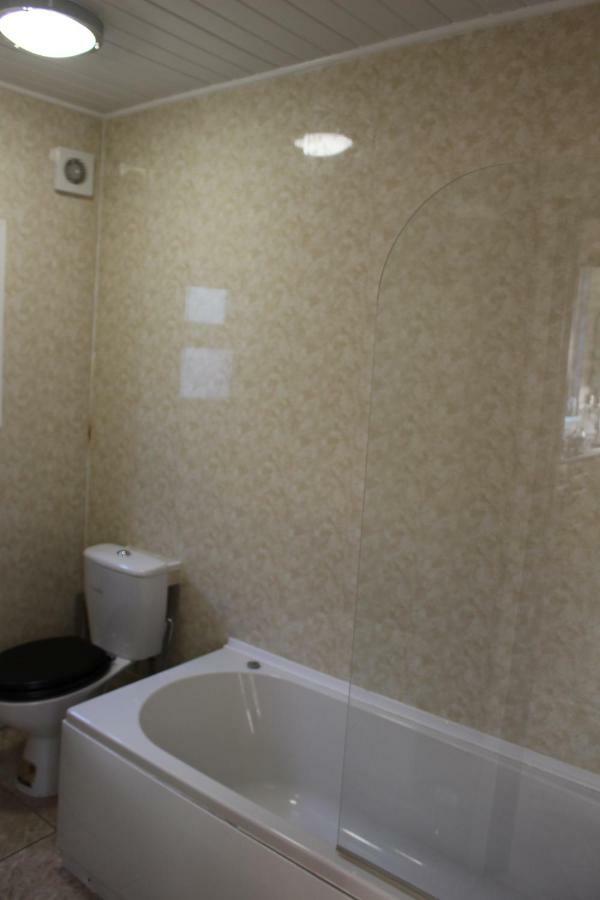John St Town House - Self Catering - Guesthouse Style - Great Value Family And Double Rooms Уоркингтън Екстериор снимка